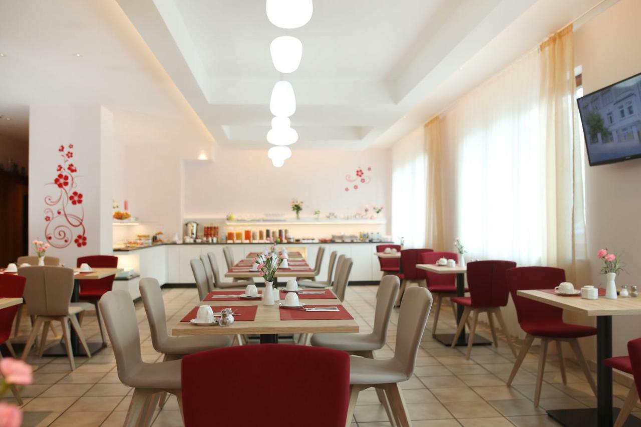 Hotel Am Buchwald Esslingen am Neckar Eksteriør bilde
